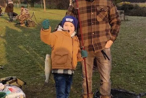 photo  première truite de la matinée sous le soleil.  &copy;  le maine libre 