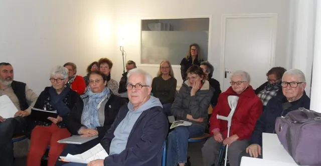 photo  une trentaine d’employés et d’élus ont participé aux assemblées générales.  &copy;  le maine libre 