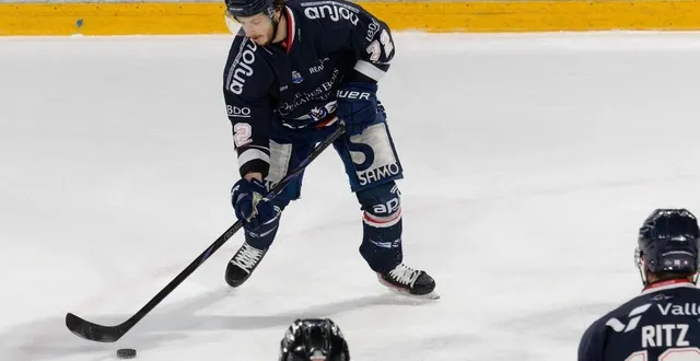 photo  téo sarliève, l’année de la confirmation aux ducs d’angers.  &copy;  françois maisonneuve 