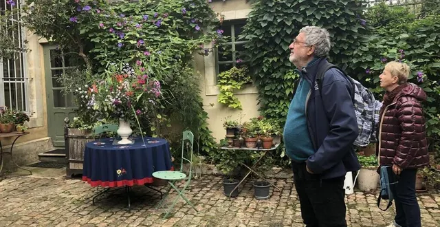photo  entre cours et jardins invite dans l’envers du décor de la cité plantagenêt, au mans (sarthe), à la découverte de jardins privés. en 2022, le rendez-vous avait attiré environ 15 000 visiteurs.  &copy;  archives ouest-france 