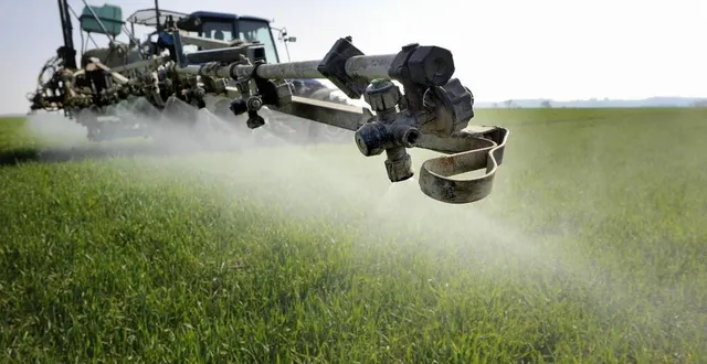 photo  les pesticides sont le sujet de plusieurs rendez-vous dans le perche (photo d’illustration).  &copy;  joël le gall / archives ouest-france 