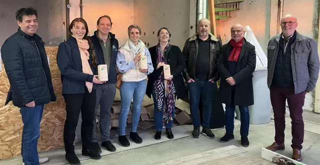 photo  trois entreprises de loire layon aubance ont été primées : energère, cani coiff et création emladdia.  &copy;  co 