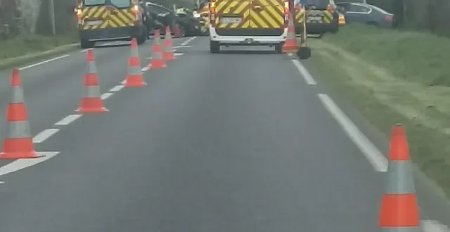 photo  l’accident a eu lieu à la sortie de montilliers en direction de vihiers.  &copy;  co 