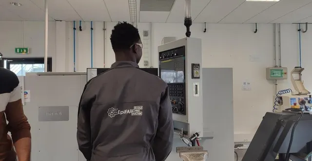 photo  l’école de production epifa 61 remet en confiance les élèves éloignés du système scolaire standard.  &copy;  epifa 61 