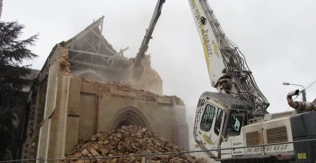 photo  l’église de saint-aubin-du-pavoil a été démolie en 2013.  &copy;  archives co 