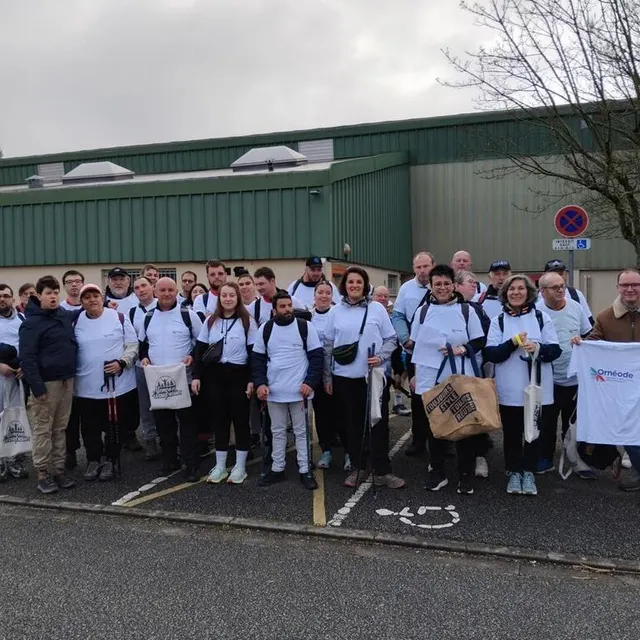 photo travailleurs et encadrants de l’esat bellevue ont participé à la randonnée.  ©  ouest-france