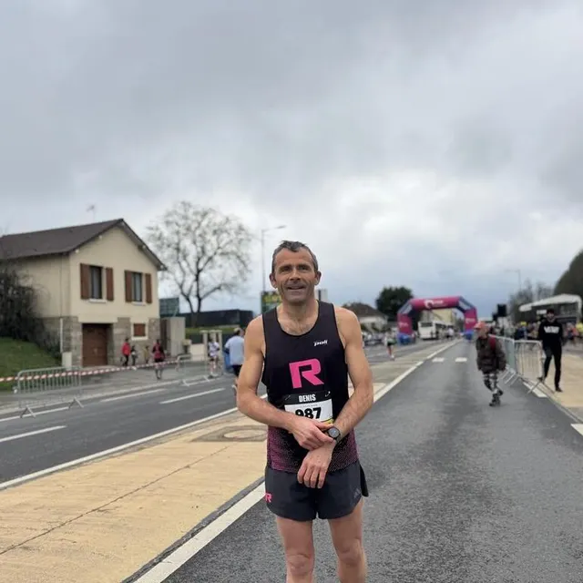 photo denis guettier était au départ d’alençon la croix medavy.  ©  ouest-france