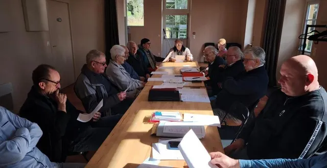 photo  les membres de l’amicale lors de l’assemblée générale.  &copy;  ouest-france 