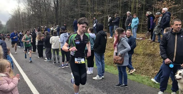 photo  le public était au rendez-vous pour encourager les coureurs à l’occasion de l’édition 2025 ce dimanche 23 mars 2025.  &copy;  ouest-france 