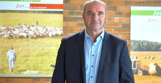 photo  élu président de la chambre d’agriculture interdépartementale charente-maritime deux-sèvres il y a un mois, denis mousseau se dit optimiste et pugnace.  &copy;  co - marie delage 