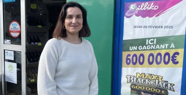 photo  avec son mari julien, pauline lesage tient le bar de la lune, à parcé-sur-sarthe, près de sablé (sarthe). un client y a gagné 600 000 € au maxi black jack.  &copy;  le maine libre 
