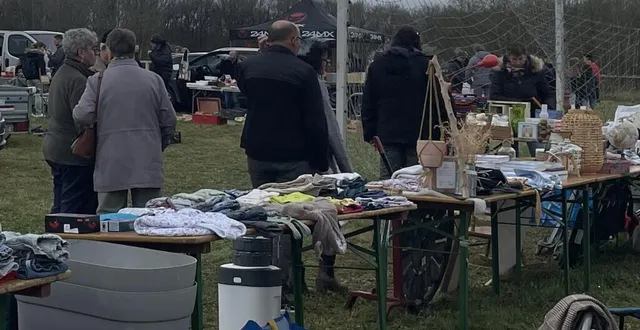 photo louailles. beau succès pour le retour du bric-à-brac  &copy;  le maine libre 