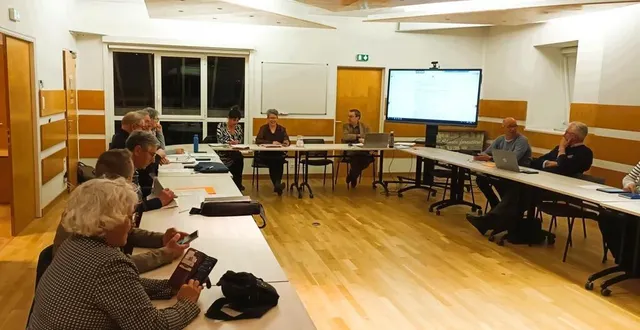 photo  la présidente, nathalie leroy-duprey, en compagnie du directeur général des services, olivier pineau.  &copy;  ouest-france 