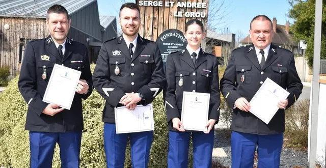 photo  les gendarmes mis à l’honneur pour la résolution rapide de diverses affaires.  &copy;  le maine libre 
