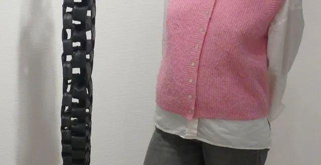 photo  géromine gautier transforme des objets du quotidien en sculptures.  &copy;  ouest-france 