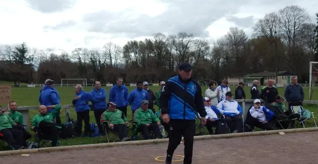 photo  les terrains ont accueilli 243 boulistes.  &copy;  le maine libre 