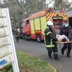 photo  les pompiers ont évacué progressivement les fausses victimes du bâtiment les aulnes, à sablé-sur-sarthe (sarthe), mardi 25 mars 2025, dans le cadre d’un grand exercice sur le site de l’ehpad de la martinière. 