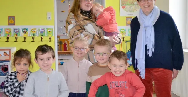 photo  samedi matin à l’école saint-joseph saint-jean : les enfants de maternelle ont été ravis d’accueillir leurs futurs camarades de jeu.  &copy;  le maine libre 