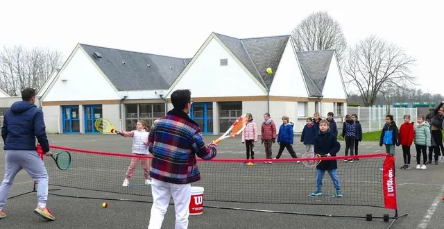 photo  au sein de l’école primaire catherine paysan, les écoliers se mobilisent pour relever le defi lancé par jean-charles rioton.  &copy;  le maine libre 
