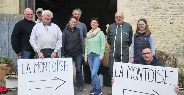 photo  les bénévoles de la montoise en pleins préparatifs  &copy;  ouest-france 