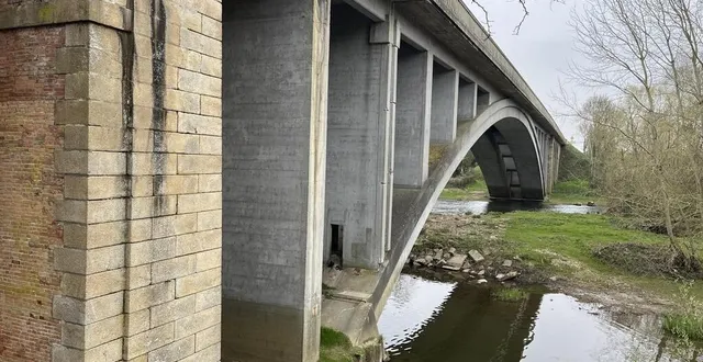 photo  détruite en 1944, l’arche centrale a été reconstruite après la libération.  &copy;  ouest-france. 