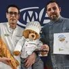 photo guillaume gaugain (à droite) a reçu sa médaille d’argent des mains de rudy formosa, président de la fédération des boulangers-pâtissiers.