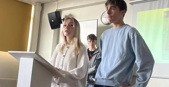 photo  les élèves ont défendu tour à tour les œuvres.  &copy;  le maine libre 