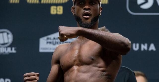 photo wilson varela lors de la pesée officielle de la ksw 69, à varsovie, en pologne, le 22 avril 2022. © foto olimpik / nurphoto