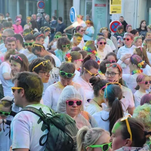 photo les participants au retour de la course ou de la marche.  ©  ouest-france