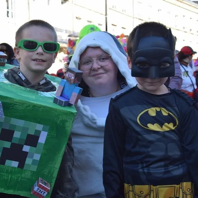 photo ophélie poisson et ses fils dan et angel.  ©  ouest-france