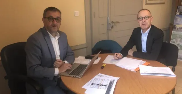 photo  mazé-milon, le 28 mars 2025. le maire christophe pot et l’adjoint aux finances vincent gaboriau ont passé au crible les dépenses et recettes des différents services communaux pour arriver à réaliser 100 000 € d’économies.  &copy;  co – christophe ricci 