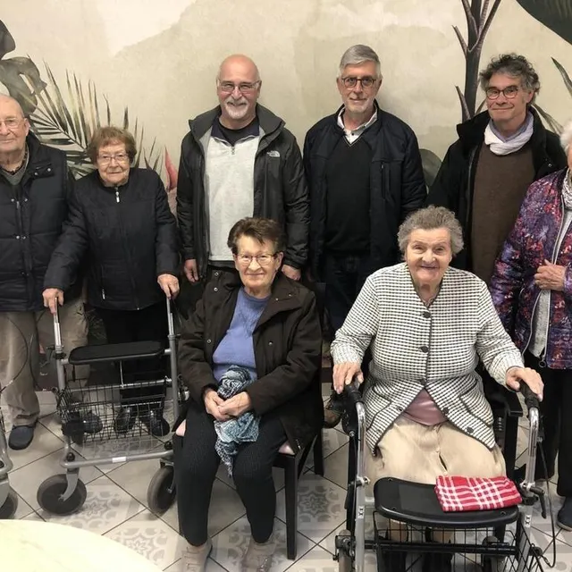 photo beaufort-en-anjou, le 28 mars 2025. les promenades avec a vélo sans âge sont ouvertes à tous les aînés. les personnes à mobilité réduite peuvent profiter de cette activité.  ©  co – christophe ricci