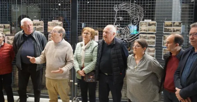 photo  dans le cadre du printemps des forges, l’association des forgerons d’antoigné présente une exposition de 270 cartes postales à la galerie du super u, jusqu’à samedi. elles sont issues de la collection personnelle du cartophile bernard houel, membre de l’association. étaient présents lors de l’inauguration, lundi, le maire du village, jean-luc suhard et alain besnier, maire de montbizot.  &copy;  ouest-france 