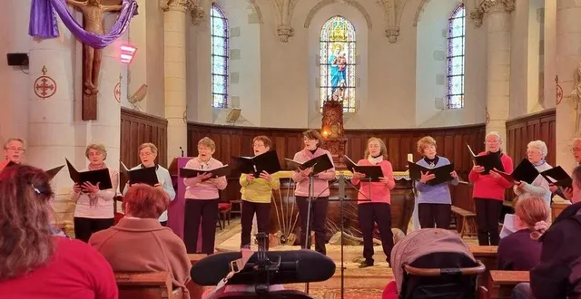photo  les quinze choristes de chor’al mans ont séduit le public.  &copy;  ouest-france 