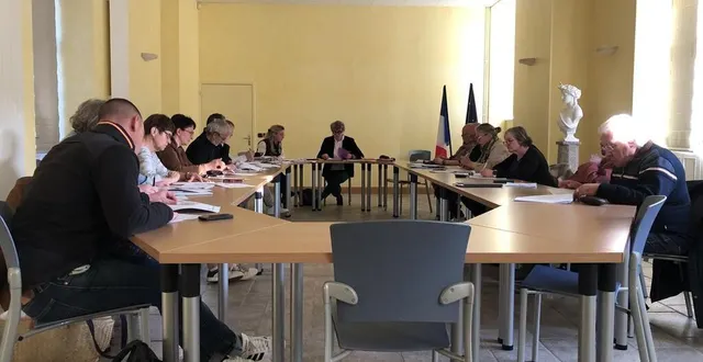 photo  les élus ont voté le budget 2025, mercredi 2 avril.  &copy;  ouest-france 