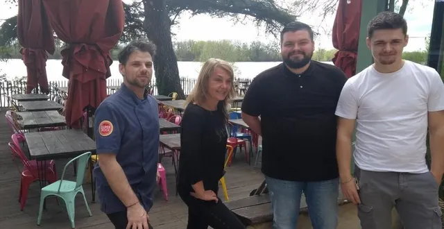 photo  l’équipe de la guinguette de port-thibault.  &copy;  co 