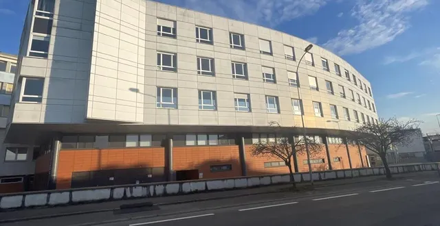 photo  le centre hospitalier d’argentan.  &copy;  ouest-france 