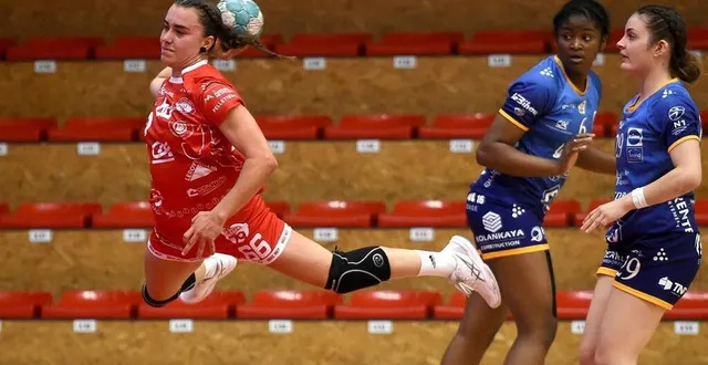 photo  sixtine louis et les celloises sont lanterne rouge.  &copy;  co - marie delage 