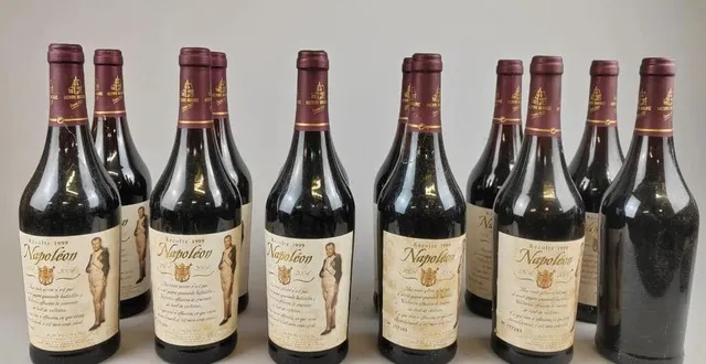 photo  orne enchères met en vente des vins et des spiritueux issus de la cave du restaurant au petit vatel.  &copy;  orne enchères 