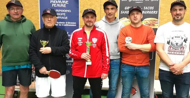 photo  des participants fidèles et enthousiastes.  &copy;  le maine libre 