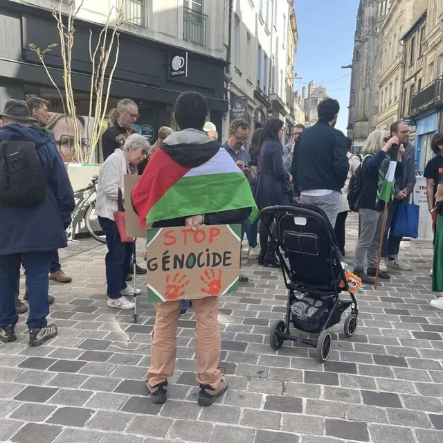 photo les militants alençonnais dénoncent le génocide en cours.  ©  ouest-france