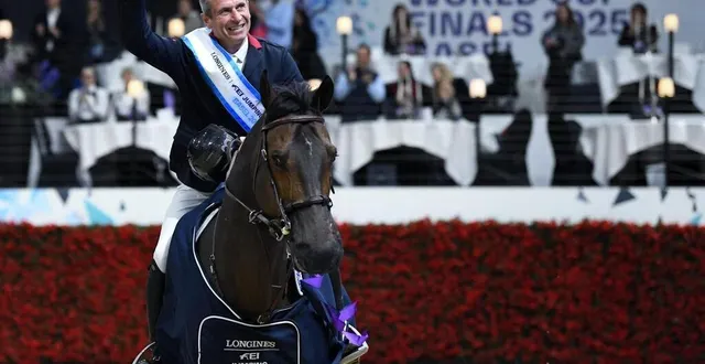 photo  le cavalier normand julien épaillard, 47 ans, originaire de cherbourg (manche), et « donatello d’auge », après leur victoire en finale de la coupe du monde de saut d’obstacles, à bâle, en suisse, dimanche 6 avril 2025.  &copy;  xinhua/maxppp 
