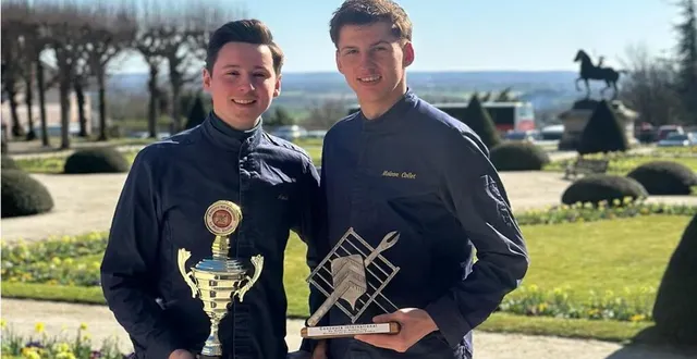photo  alexis collet et célian velghe ont reçu chacun une médaille d’or.  &copy;  dr 