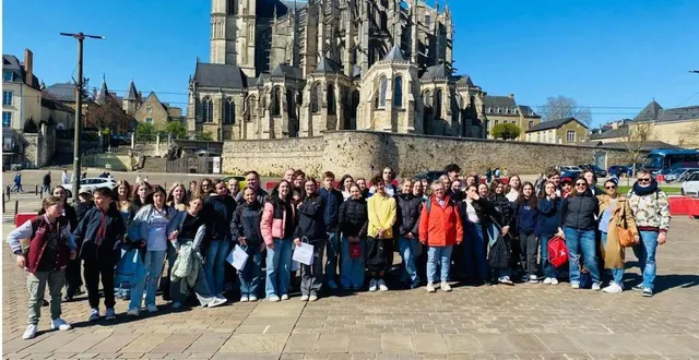 photo  les collégiens allemands ont conclu leur séjour par une visite du mans.  &copy;  eric leray 
