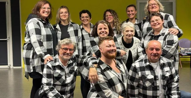 photo  la troupe univers scène peaufine son prochain spectacle pour le plus grand bonheur de son public.  &copy;  le maine libre 