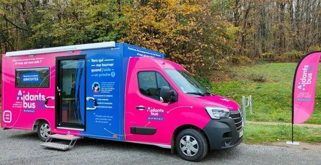 photo  l’aidants-bus 72 est facilement reconnaissable.  &copy;  aidants bus 72 