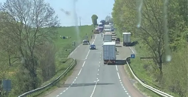 photo  l’accident s’est produit en haut de cette route départementale, à hauteur de duneau, dans le nord du département.  &copy;  document personnel 