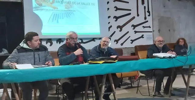 photo  de gauche à droite : sébastien richard (vice-président de l’association), bruno duru (président), jean guérin (trésorier) et philippe picouleau (expert-comptable).  &copy;  le maine libre 