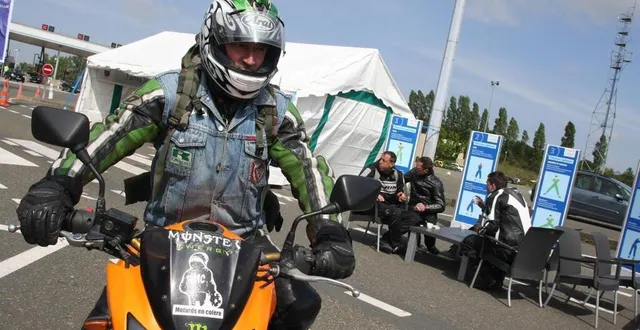 photo  l’autoroute gratuite pour les motards de vendredi à lundi  &copy;  archives ouest-france 