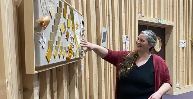 photo  charlène poret expose à l’auditorium de la médiathèque.  &copy;  ouest-france 